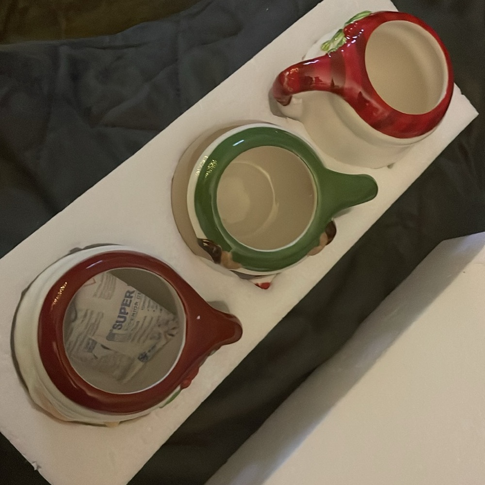Stackable holiday mugs - Picture 3 of 3